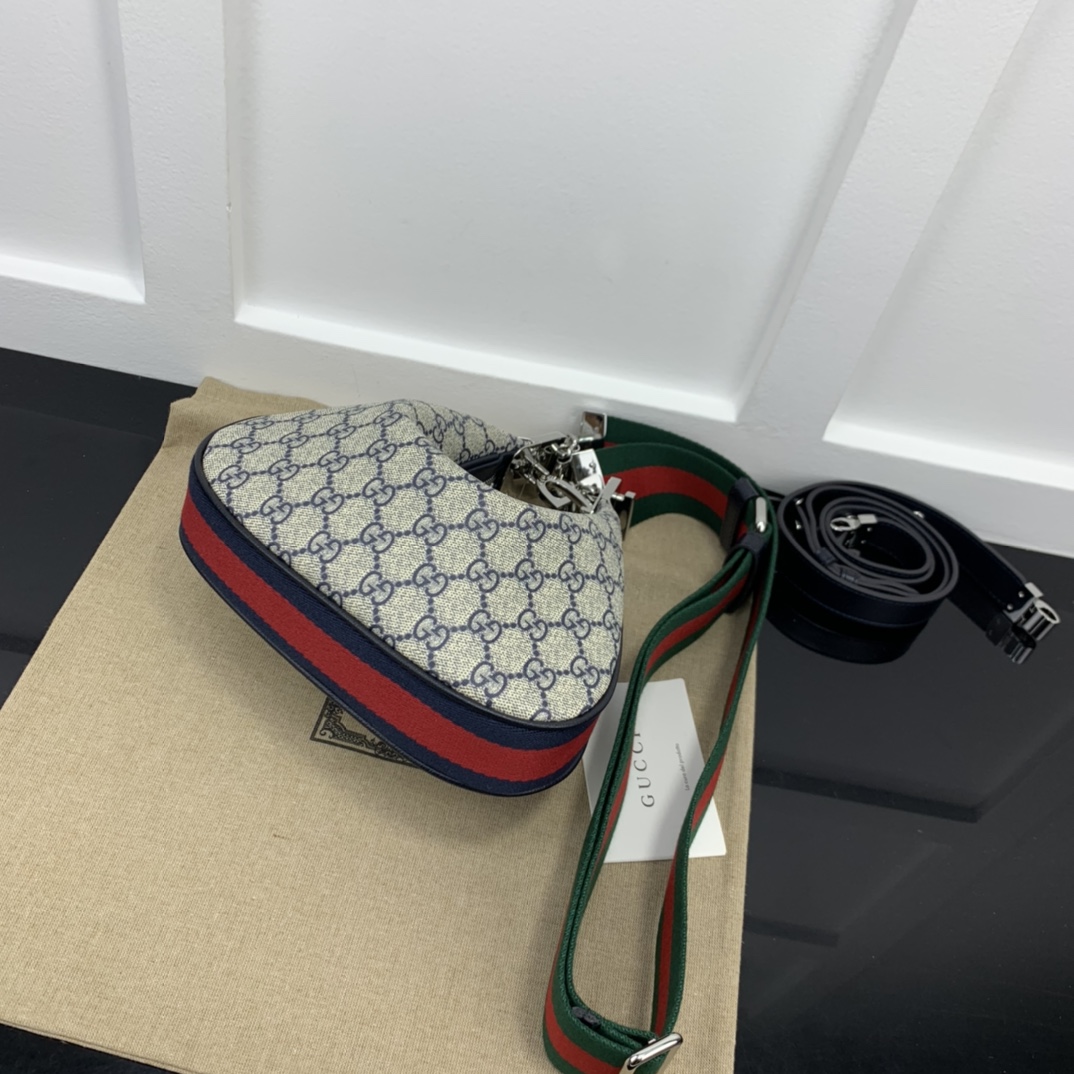 Gucci Hobo Bags